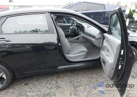 2023 Hyundai Elantra Sel z USA, uszkodzony, nr VIN KMHLS4AG6PU621011